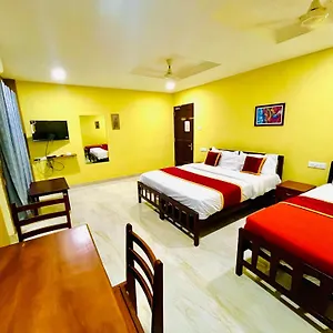 Hotel Madaparambil Residency, Alwaye